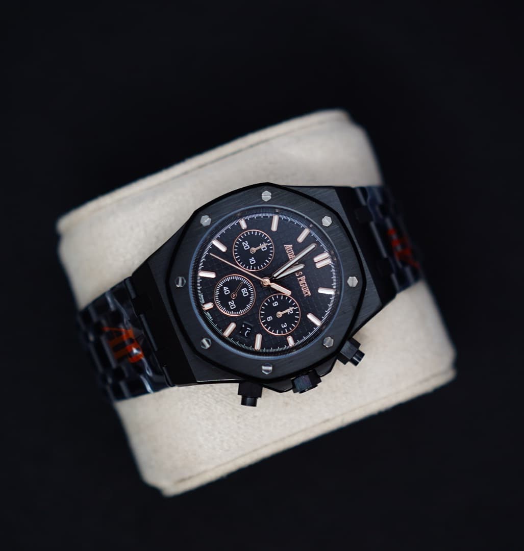 Audemars Piguet Royal Oak Men's Luxury Watch — image 1