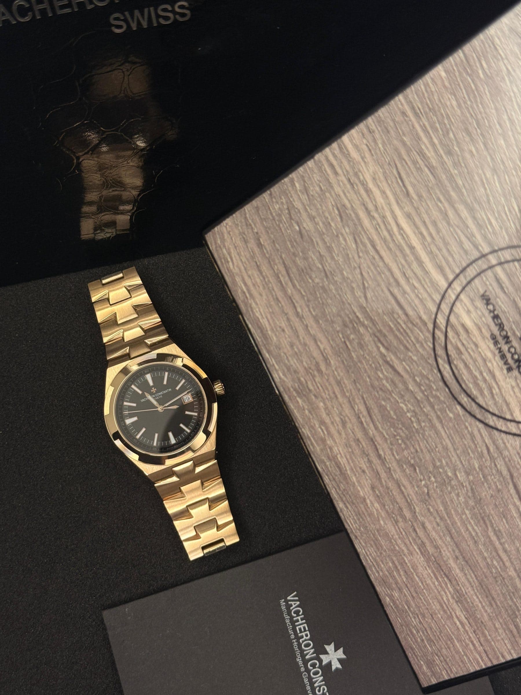 Vacheron Constantin Overseas Luxury Watch Collection — image 3