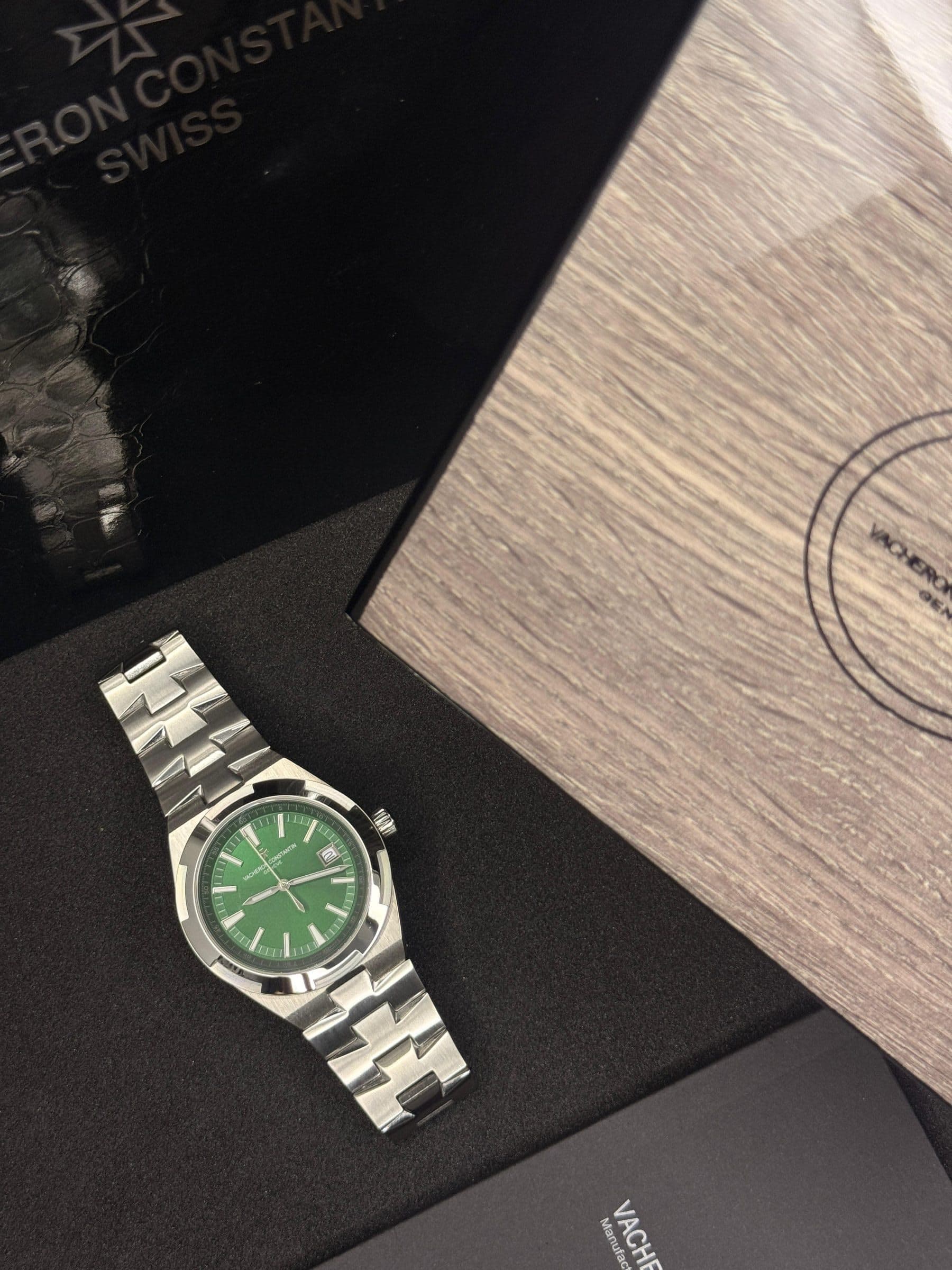 Vacheron Constantin Overseas Luxury Watch Collection — image 4